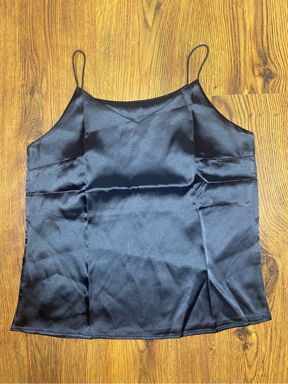 🎀🌷 NWT 🌷🎀 Black Satin Cami Spaghetti Strap Camisole Top